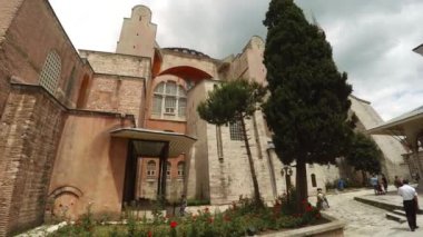 İSTANBUL, TURKEY - YAZ 2017: Aya Sophia Camii. İstanbul. Hindi. 4K 'da video, UHD