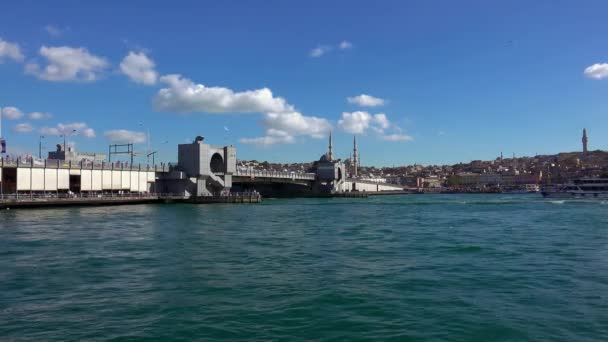 Istanbul Turkey Лето 2017 Галатский Мост Стамбуле Индейка Видео Uhd — стоковое видео