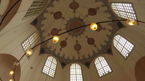 Istanbul Turkey Summer 2017 Egy Ősi Mecset Csodálatos Mennyezete Isztambulban — Stock videók