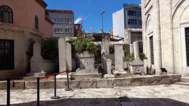 Istanbul Turquía Verano 2017 Cementerio Musulmán Mezquita Estambul Pavo — Vídeos de Stock