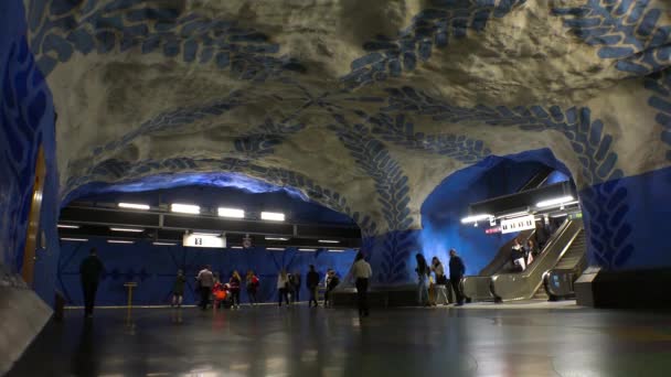 Centralen Estación Metro Arte Metro Estocolmo Suecia Video Uhd — Vídeos de Stock