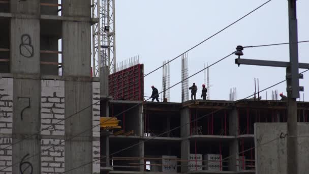 Construtores Trabalhando Canteiro Obras Tiro Ultra Alta Definição Uhd — Vídeo de Stock