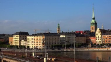 Stockholm 'deki Gamla Stan' in görüntüsü. Eski şehir. İsveç. 4K 'da video, UHD