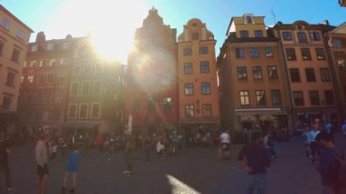 Stortorget Halk Meydanı, Stockholm. Gamla stan. İsveç. 4K 'da video, UHD