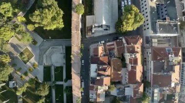 Hava görüntüsü. Valente 'nin İstanbul' daki su kemeri. Bozdojan Kemeri. Roma köprüsü. Hindi. 4K 'da video, UHD