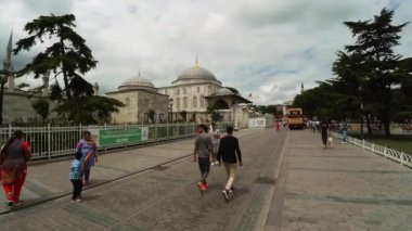 İSTANBUL, TURKEY - 2017 Yazı: İstanbul 'daki Sultan Ahmed Camii. Hindi. 4K 'da video, UHD