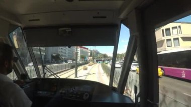 İstanbulun merkezine. Mimarlık, eski evler, sokaklar ve mahalleler. Hindi. 4K 'da video, UHD