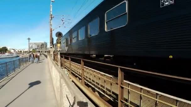Stockholm Deki Demiryolu Köprüsü Sveç Video Uhd — Stok video