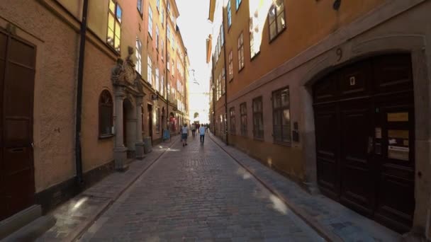 Stockholm Merkezinde Eski Dar Bir Sokak Eski Kasaba Mimarlık Eski — Stok video