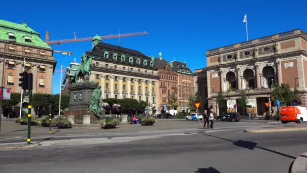 Statue Équestre Roi Gustave Adolphe Contre Opéra Royal Suédois Stockholm — Video