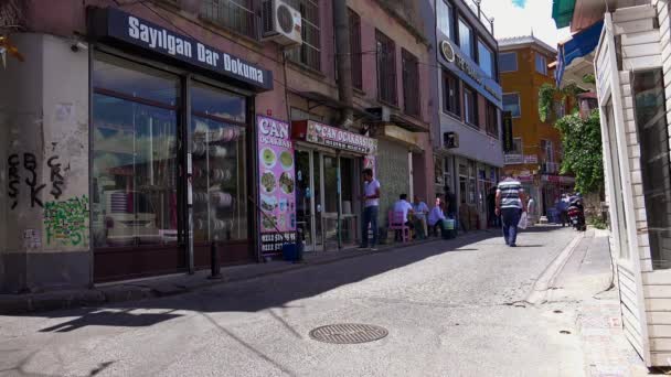 Istanbul Turquía Verano 2017 Antigua Calle Estrecha Centro Estambul Casco — Vídeos de Stock