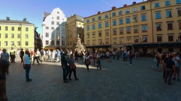 ストックホルムのStortorget Public Square ガンラ スタン スウェーデンだ Uhdでのビデオ — ストック動画