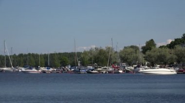 Marina, Lappeenranta limanda. Finlandiya. 4k.