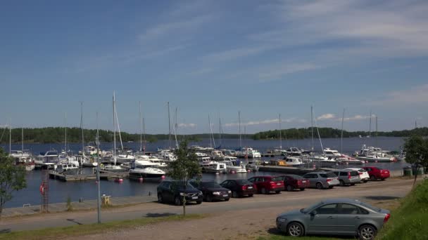 Marina, a kikötő Lappeenranta. Finnország. 4k. — Stock videók