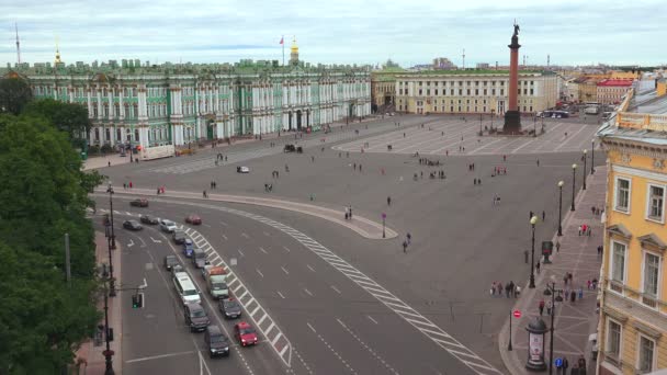 Petersburg. Utsikt från taket. Palace square. 4k. — Stockvideo