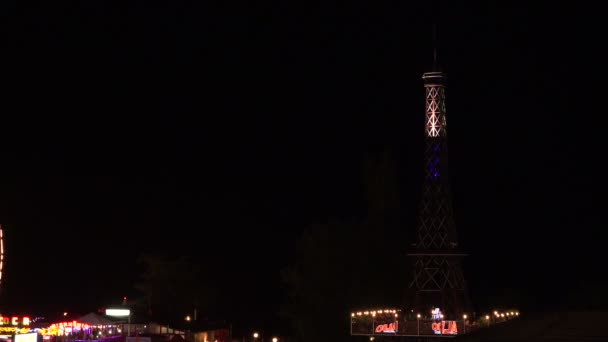 Une copie de la tour Eiffel — Video