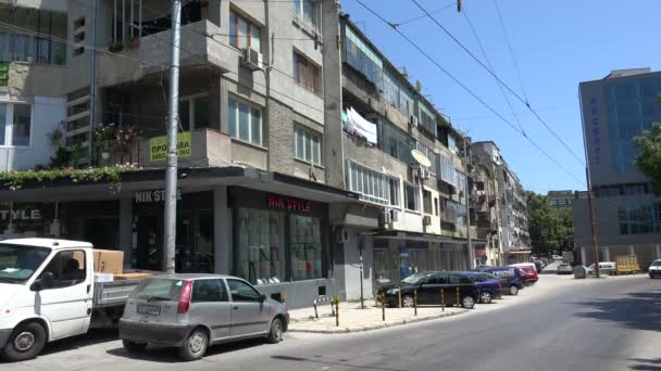 Varna. Bulgaria. Bangunan, jalan, distrik. 4K . — Stok Video