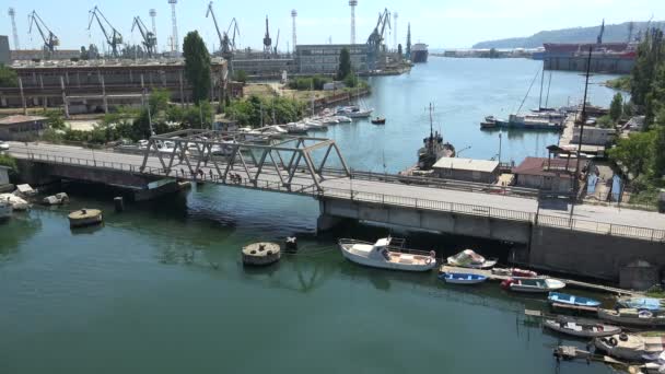 Hafen von Varna in Bulgarien — Stockvideo