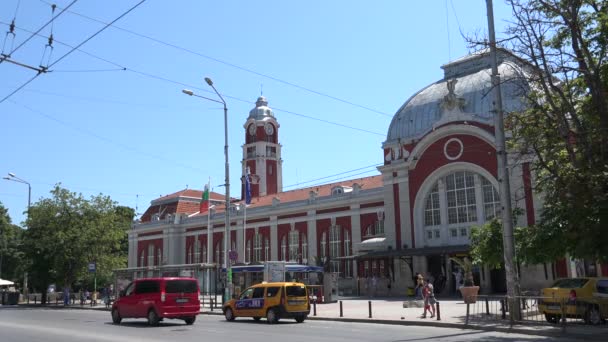 Railway station in Varna. Bulgaria. 4K. — Stock Video