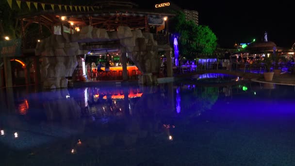 Vida nocturna en el resort Golden Sands — Vídeo de stock