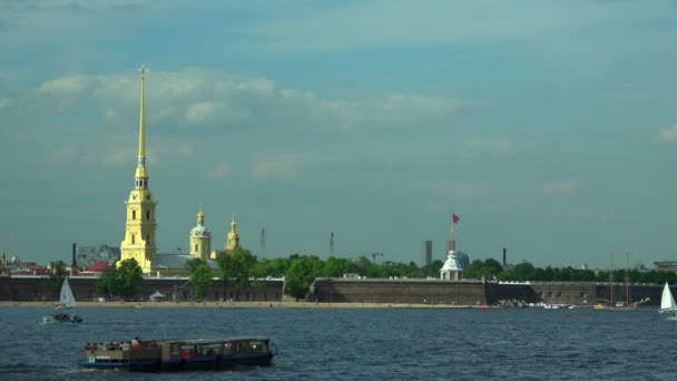 Peter och Pauls katedral i Sankt Petersburg — Stockvideo