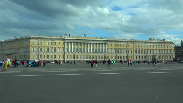 O Estado-Maior na Praça do Palácio. São Petersburgo. 4K . — Vídeo de Stock