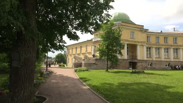 Het landgoed Marino in de regio Leningrad — Stockvideo