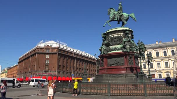 Monument à l'empereur Nicolas Ier Saint-Pétersbourg. 4K . — Video