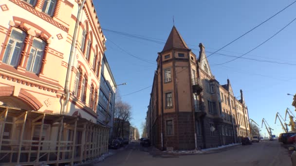 Edifícios em Vyborg no inverno — Vídeo de Stock