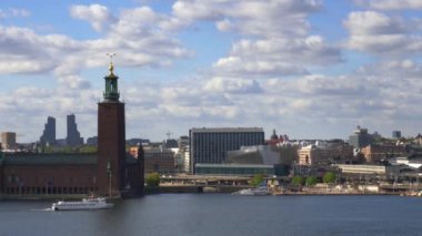 Belediye binası, baharda Stockholm.