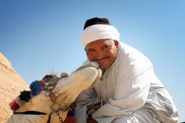 Kissed by a camel — Stock Photo, Image