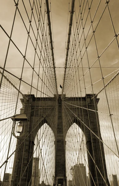 Brooklyn bridge, New York — Stockfoto