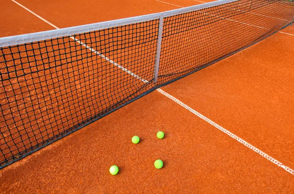Tennis balls on Court — Stock Photo, Image