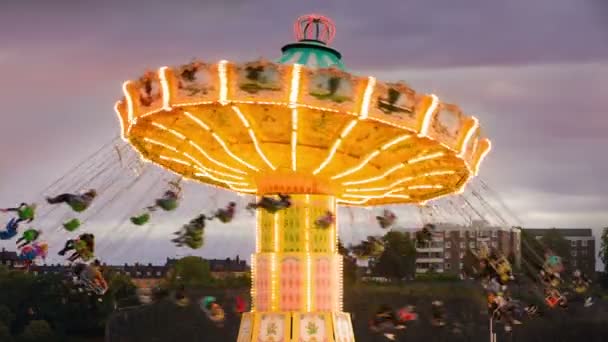 Tivoli, İsveç eski roundabout — Stok video