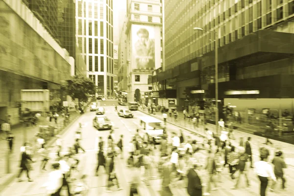 Straßen von Hongkong-Stadt. Kreuzweg defokussieren. Sonnenuntergang. — Stockfoto