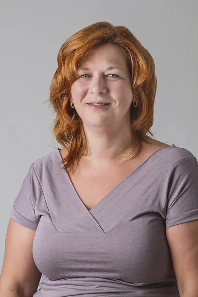 Mulher com cabelo vermelho — Fotografia de Stock