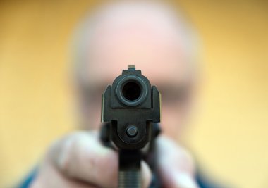 adam amaçlayan silah