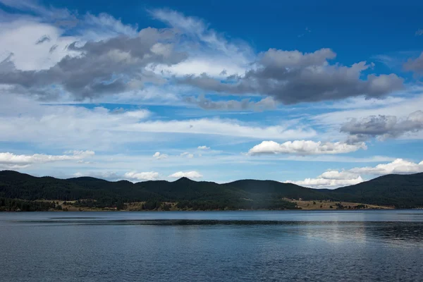 Vue depuis le barrage de Dospat — Photo