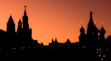 gün batımında Moskova kremlin