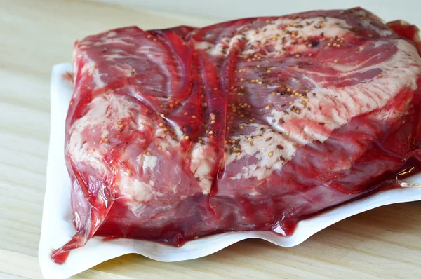 Carne fresca en conserva — Foto de Stock