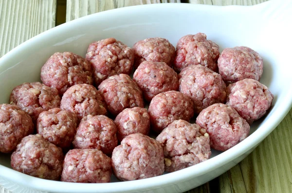 Raw meatballs . — Stock Photo, Image
