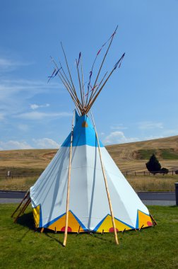 Kızılderili çadırı teepee.