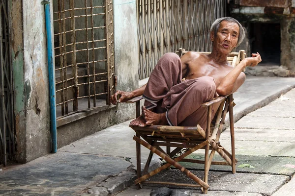 Straßenleben in der Stadt Rangun — Stockfoto