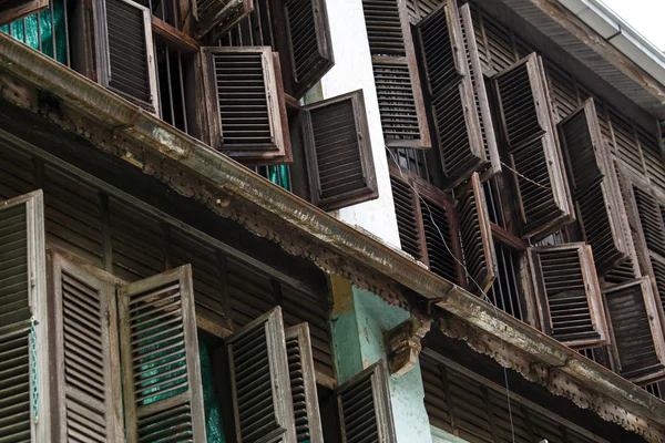 Rua Vida na cidade de Yangon — Fotografia de Stock