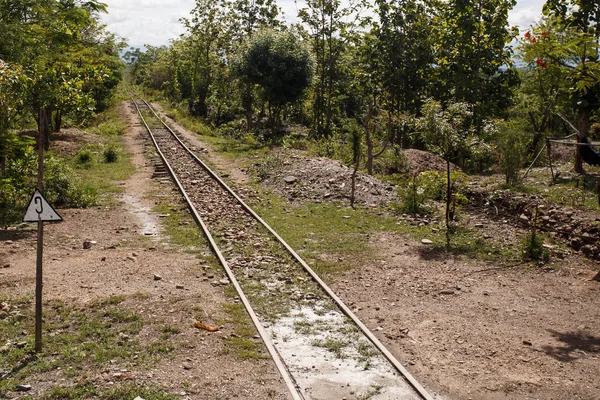 Chemin de fer au Myanmar — Photo