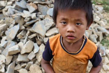 Myanmar yerel çocuk