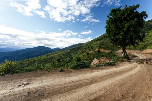 Polní cesta v Myanmaru — Stock fotografie