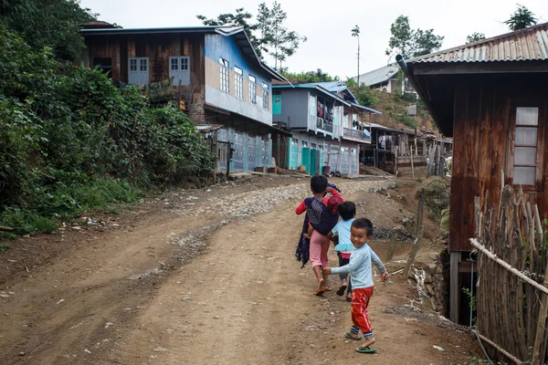 Polnej drodze w Myanmar — Zdjęcie stockowe