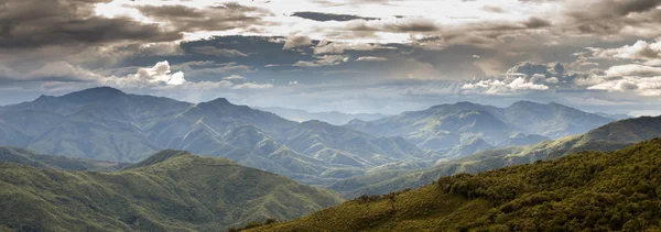 Horská krajina v Myanmaru — Stock fotografie