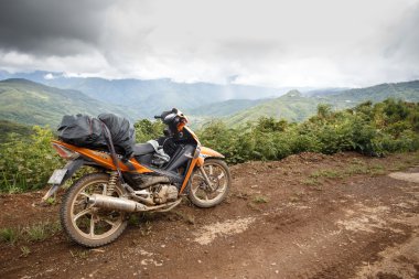 Yerel motosiklet ulaşım Myanmar